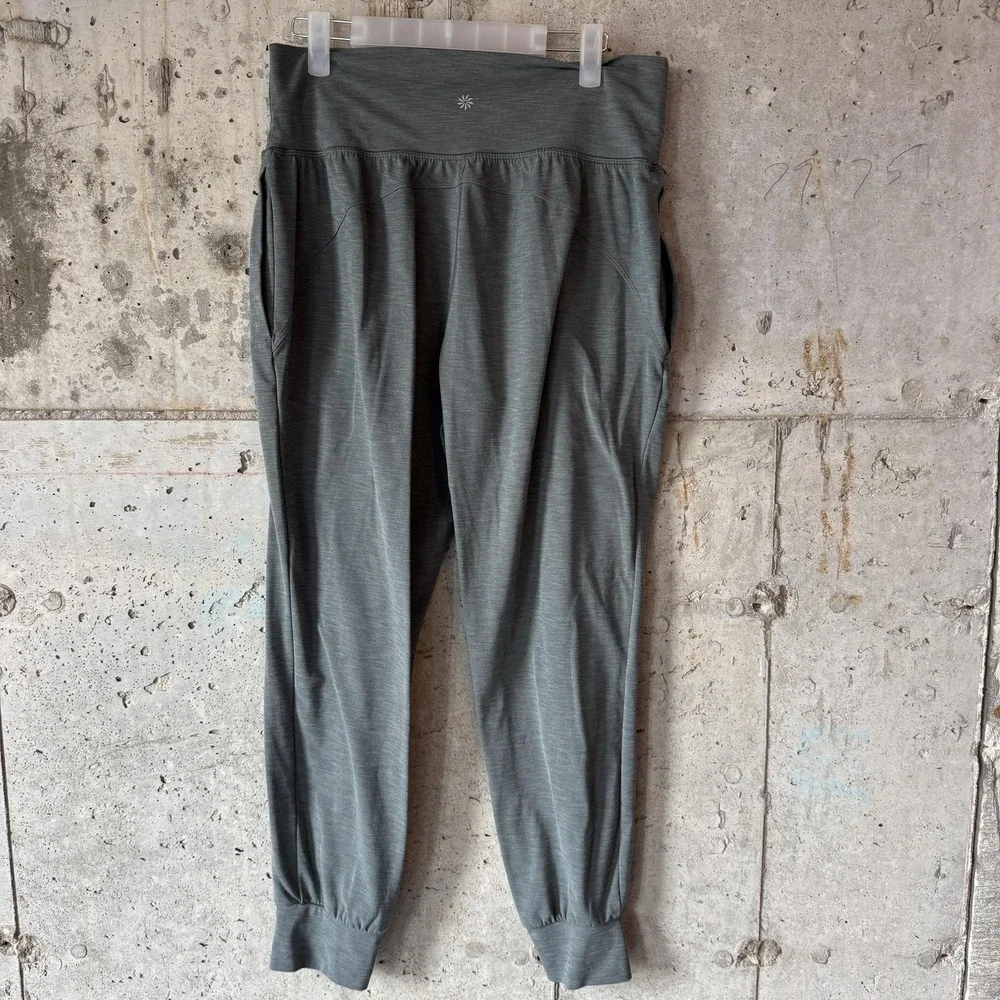 Lot of 4 Athleta Joggers Womens L Salutation High Rise Stretch Yoga Pants Camo - Picture 3 of 5